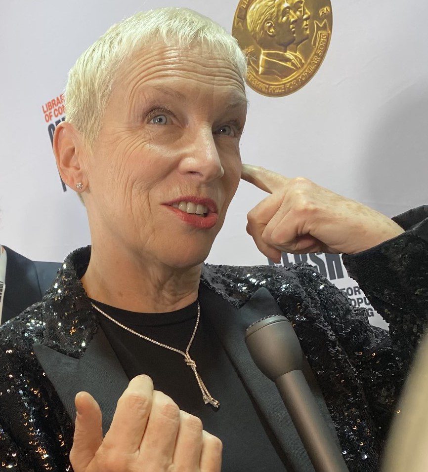 Library Of Congress Honors Joni Mitchell: Love Fest For Talented, Resilient Woman